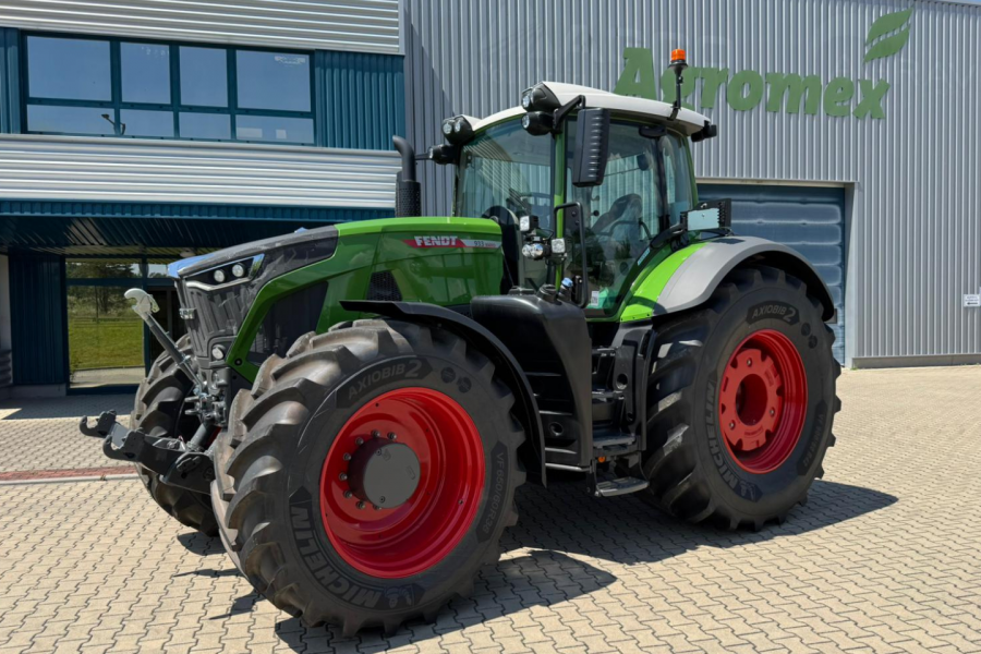 1_Fendt 933 G7